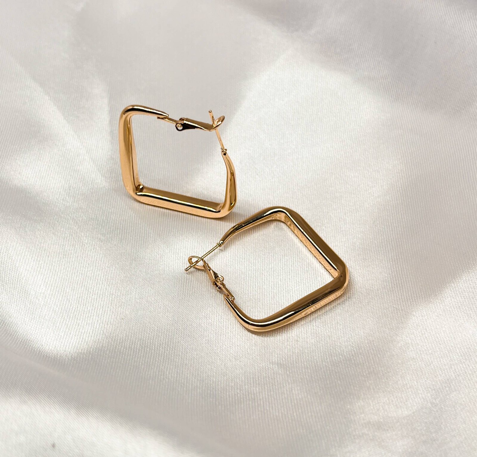 Square Gold Hoop Earrings | Elegant Statement Antitarnish Jewelry by LP Jewels