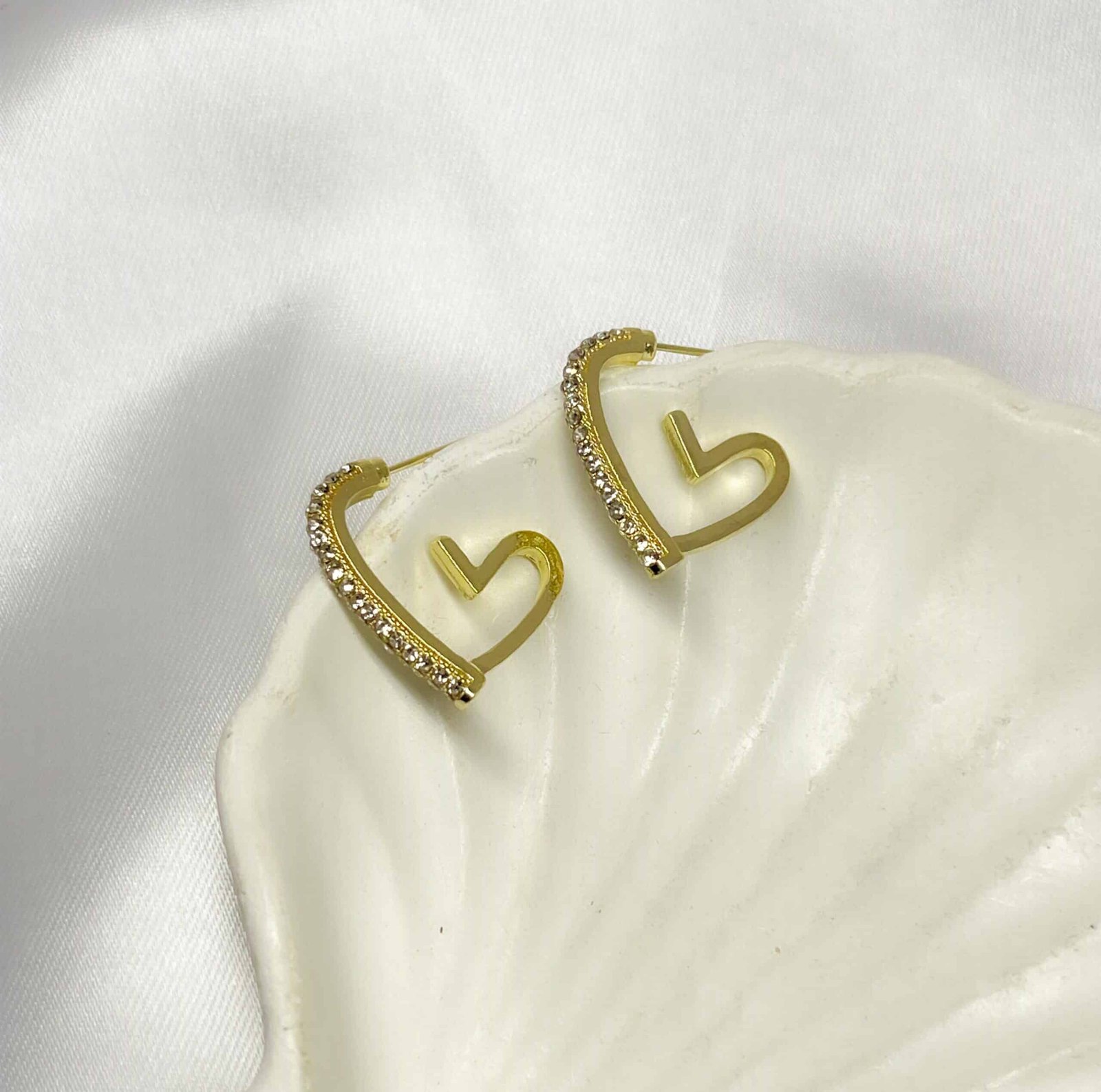 Heart Shaped Gold Earrings – Elegant Sparkle for Every Occasion