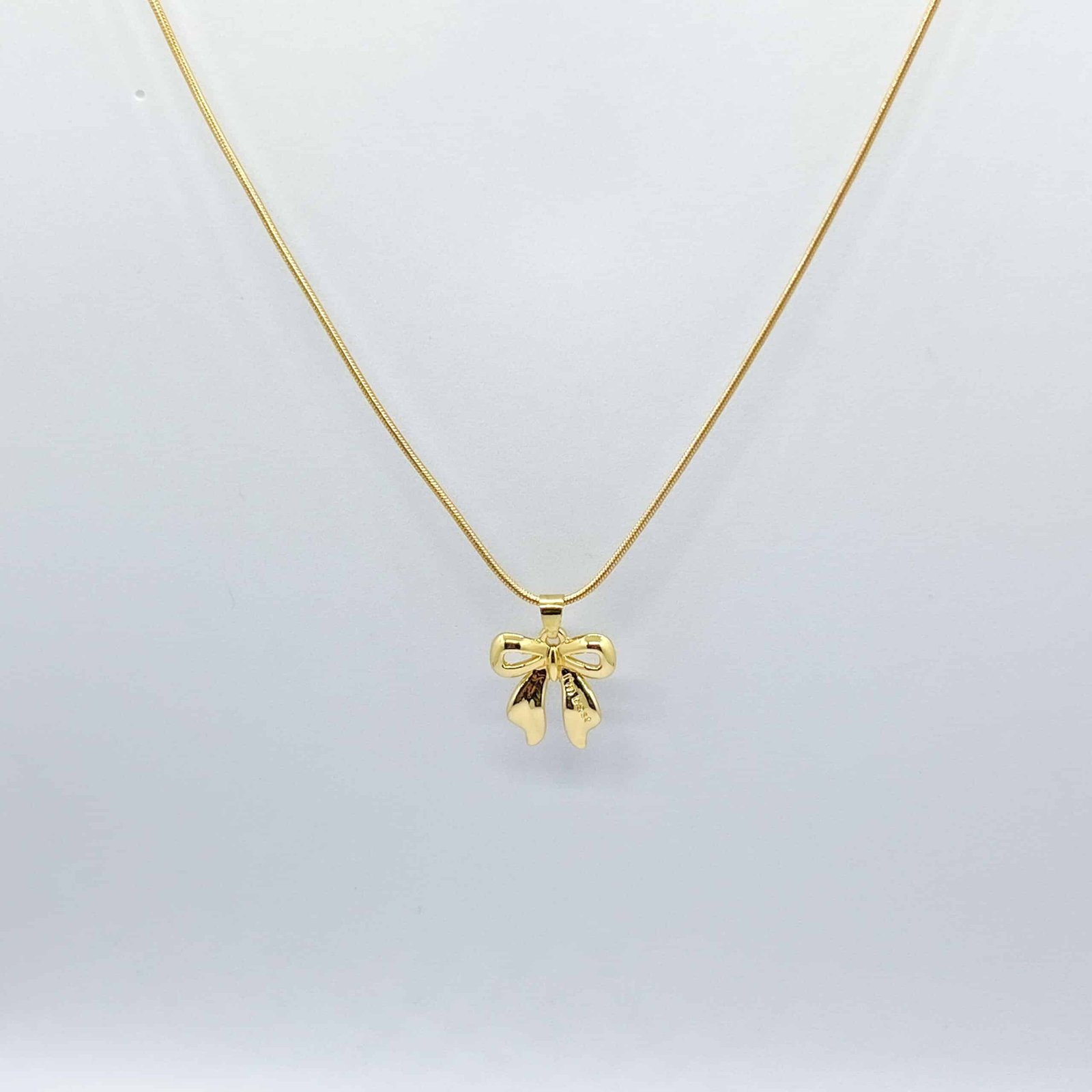 Anti-Tarnish Bow Pendant Necklace Jewelry for Women