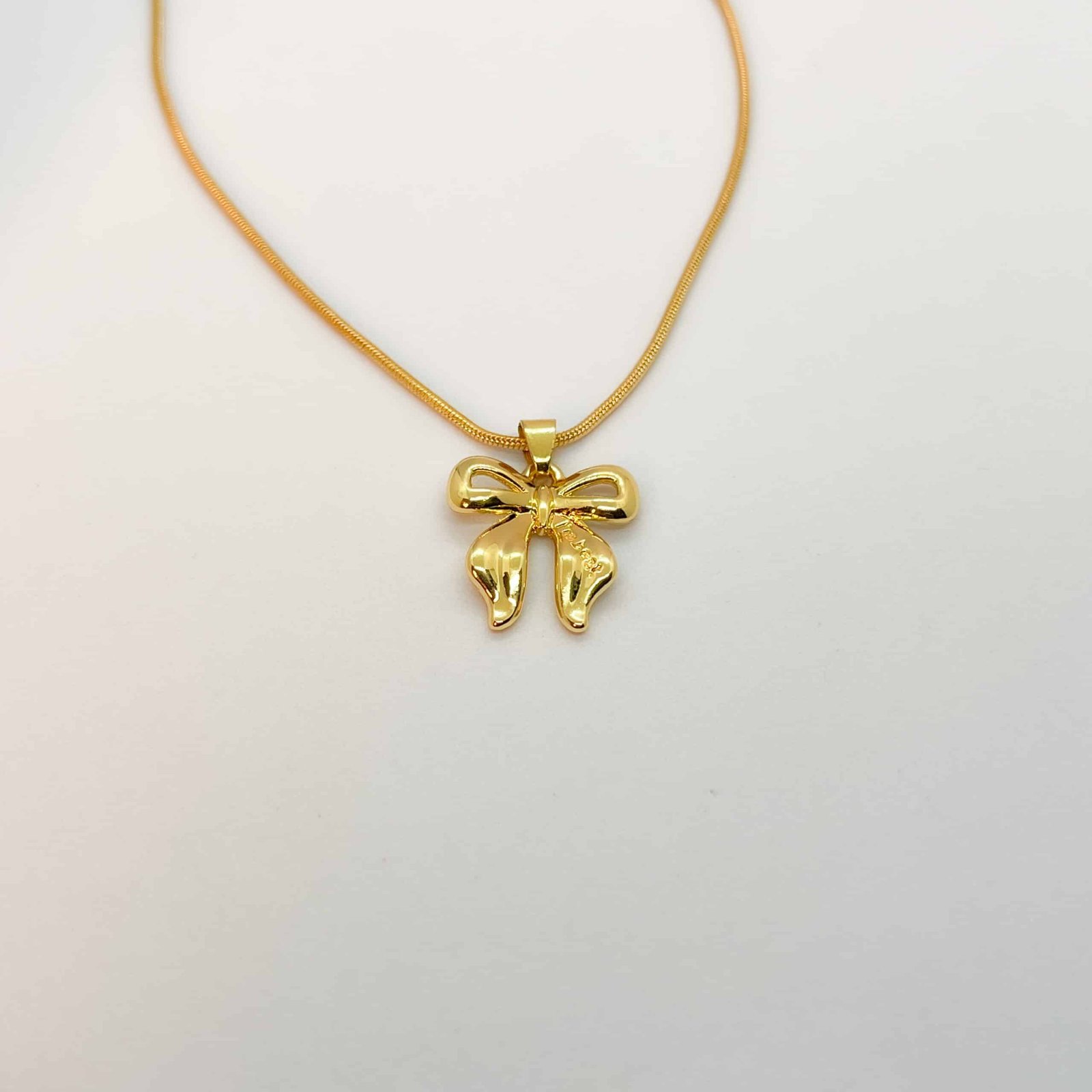 Anti-Tarnish Bow Pendant Necklace Jewelry for Women