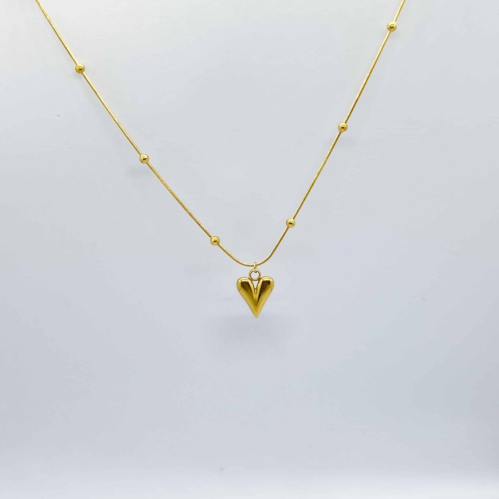 Gold Anti-Tarnish Necklace – Elegant Heart  Pendant Jewelry for Women