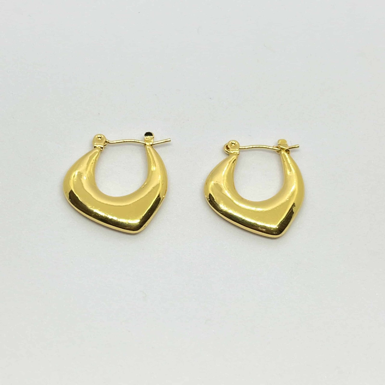 Elegant Modern Gold-Tone Hoop Earrings