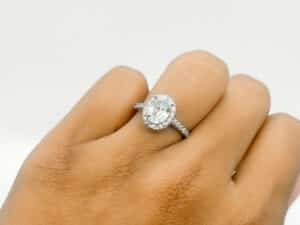 Elegant silver AD ring with oval-cut American diamond