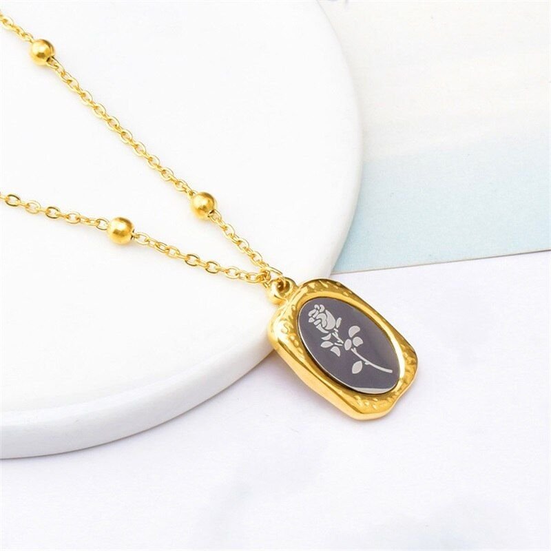 Anti Tarnish Rose Pendant Necklace for Women – Minimal Gold Floral Charm