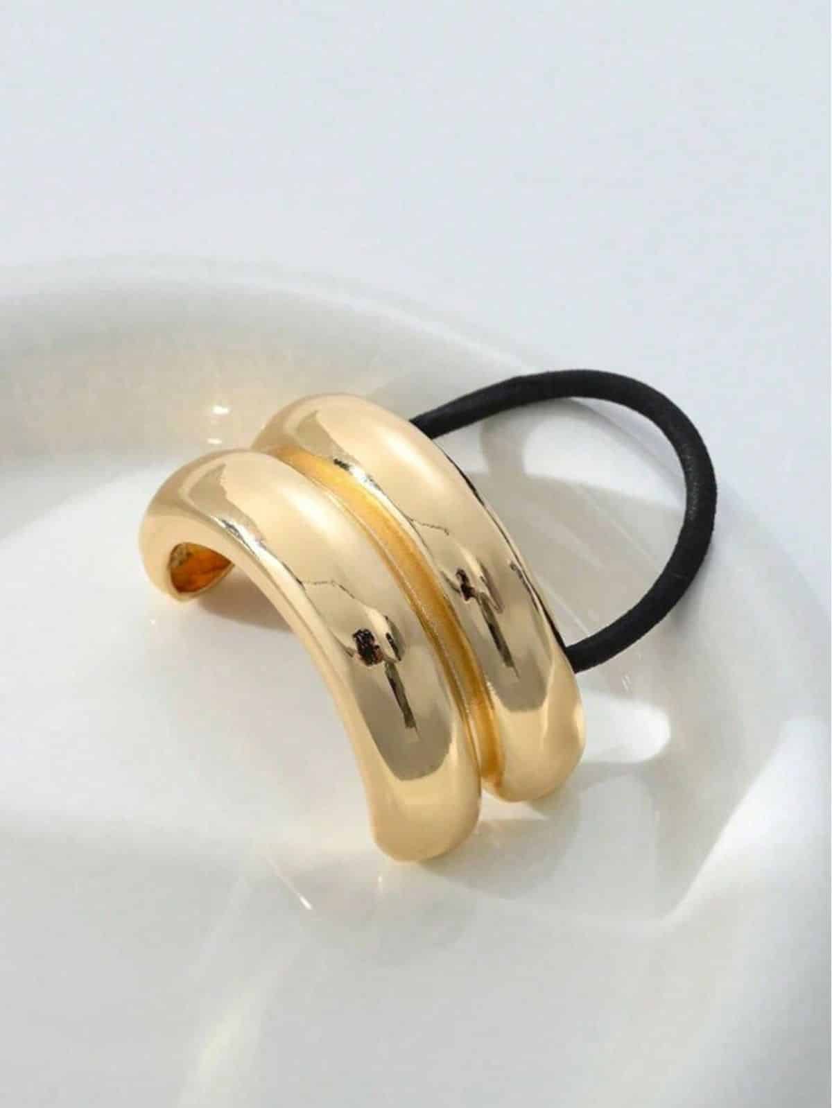 Anti Tarnish Gold Hair Clip for Women – Elegant Minimal Hair Accessory